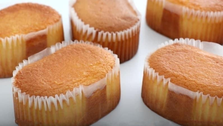 Soft, Fluffy Honey Castella