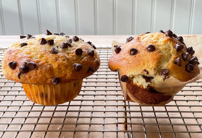 Easy chocolate chip muffins