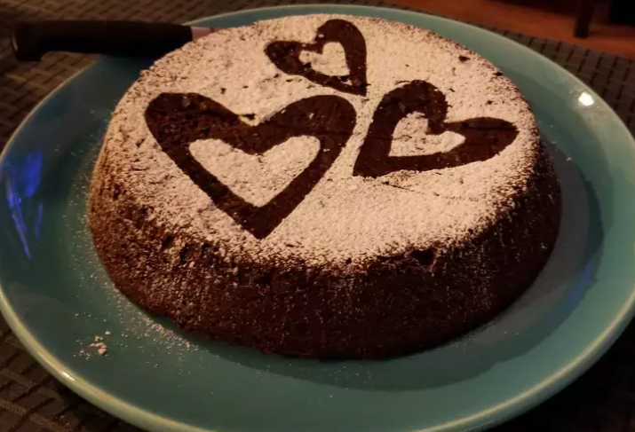 Torta Caprese (Italian Flourless Chocolate Torte)