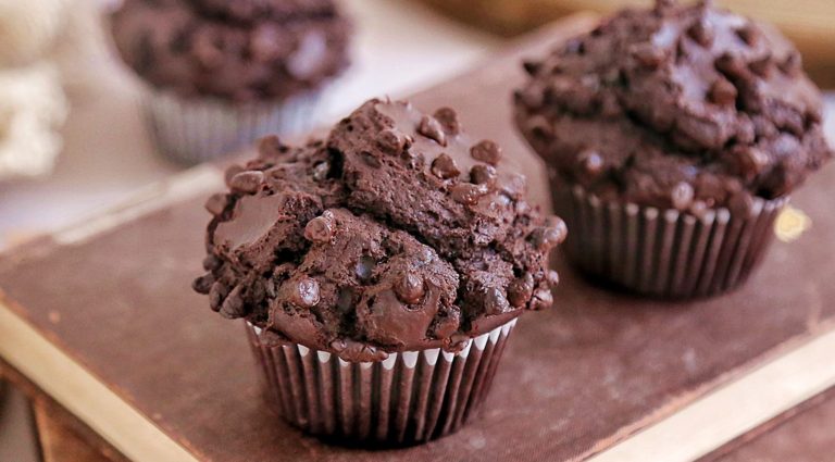 Moist Double Chocolate Chip Muffins