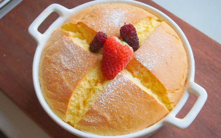 Airy and Soft Souffle Pancake