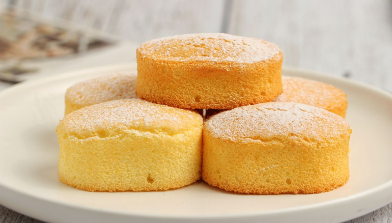 Light and Fluffy Bite-sized Chiffon Cake